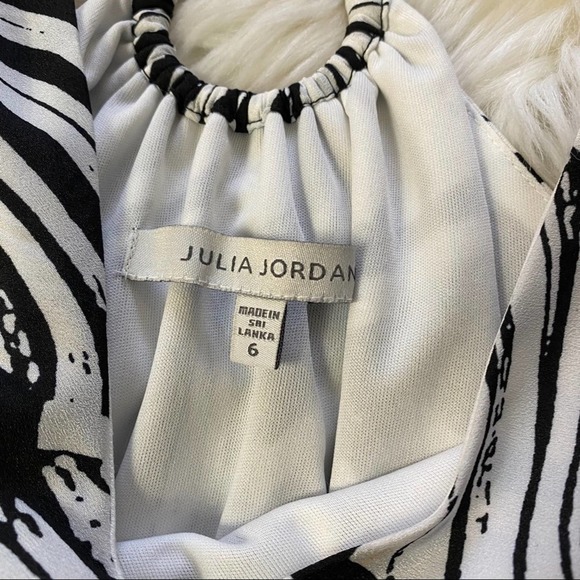 Julia Jordan Palm Leaf Print Jumpsuit - Picture 6 of 10